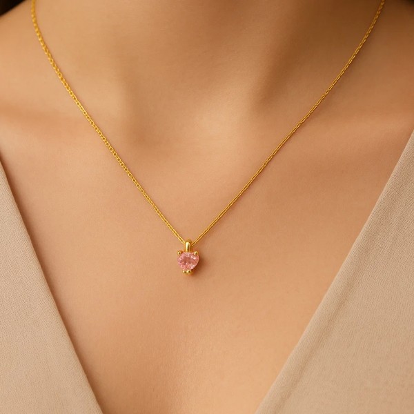  - FINE LOVE HEART NECKLACE (1)