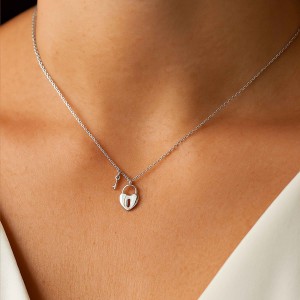  - FOREVER LOCK AND HEART NECKLACE (1)