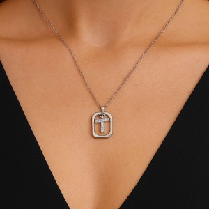  - FRAME T INITIAL NECKLACE
