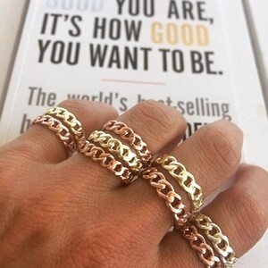 MEDIUM SIZE GOLD CHAIN RING - Thumbnail