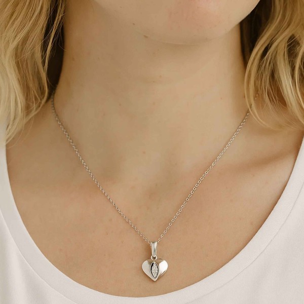  - PURE HEART NECKLACE (1)