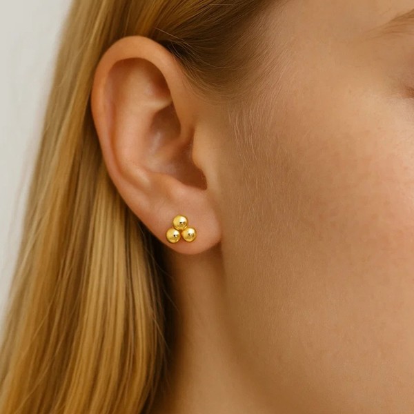  - TRIPLE POINTS STUDS KÜPE (1)